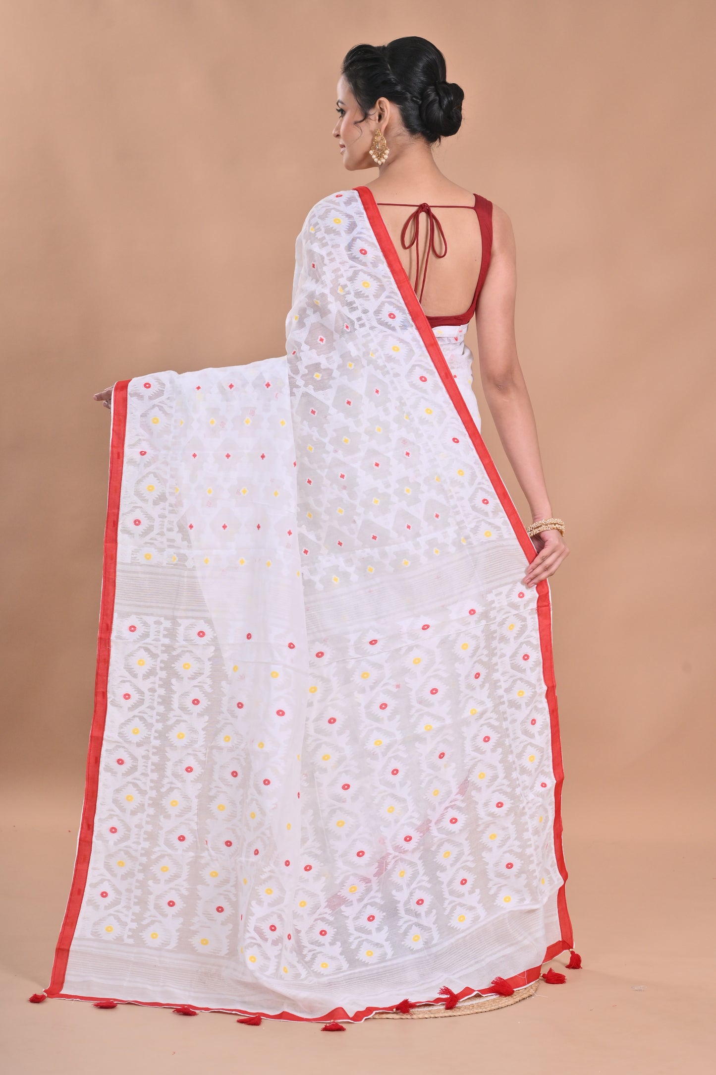 BALIKA TEXTILE Woven Design Jamdani Floral Print Saree with Red Border,
