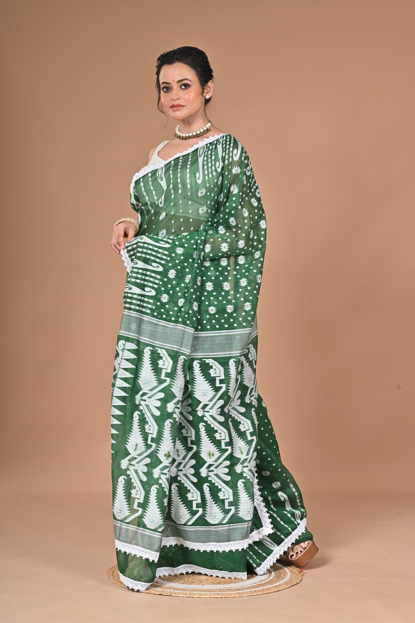 New & Exclusive Korat Dhakai Jamdani Saree – White with Lace Border | Cotton Silk | 5.5m | No Blouse ( Deep Green )