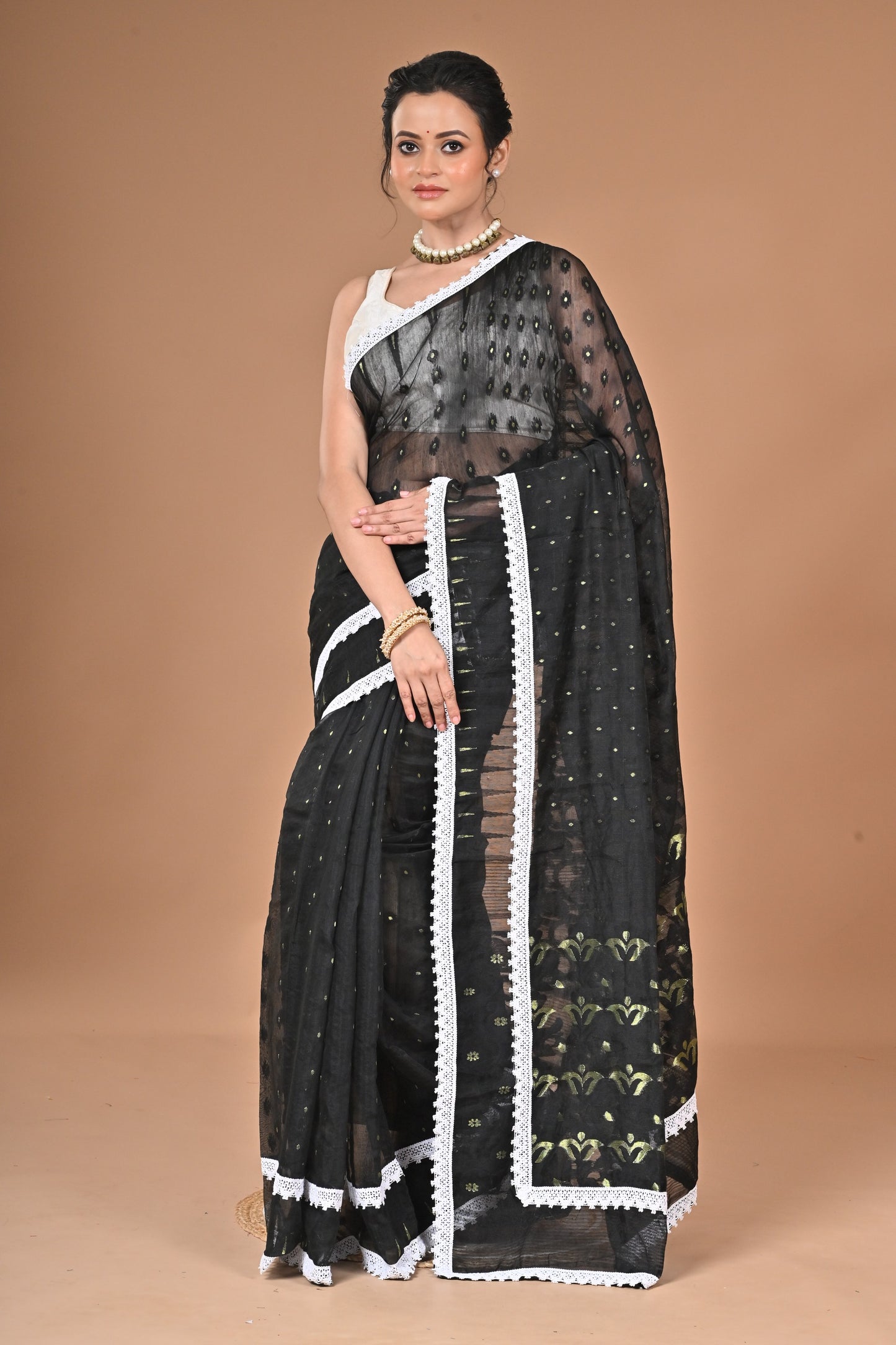 New & Exclusive Red Dimond Dhakai Jamdani Saree – White with Lace Border | Cotton Silk | 5.5m | No Blouse (Black)