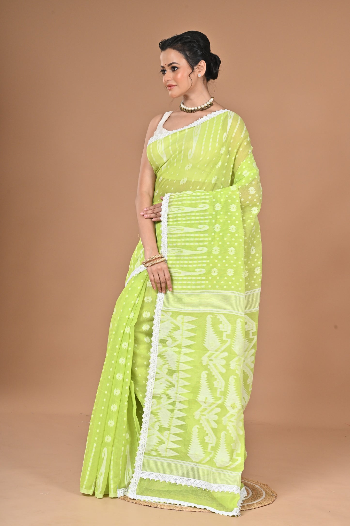 New & Exclusive Korat Dhakai Jamdani Saree – White with Lace Border | Cotton Silk | 5.5m | No Blouse ( Light Green )