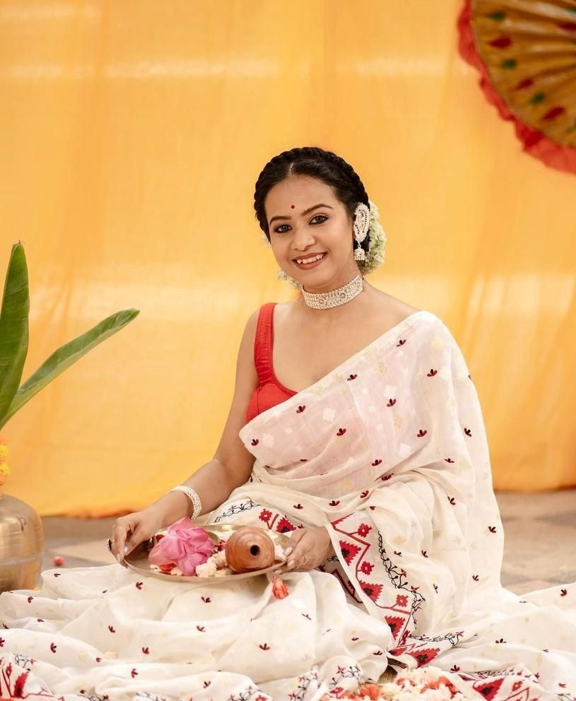 Pure Cotton Embroidery Saree With Contest Blouse Piece