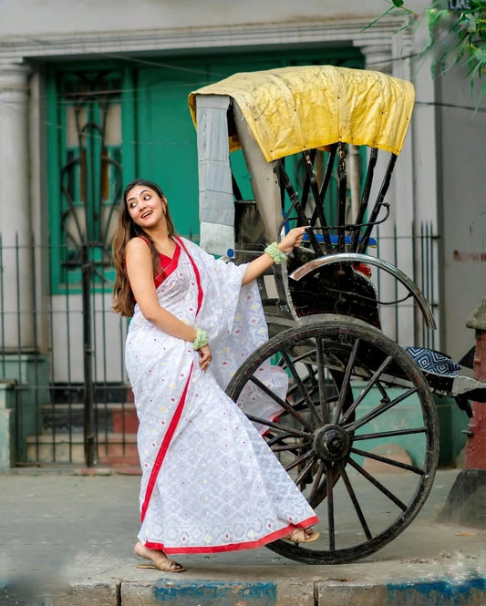 Jamdani Red Border Pom Saree