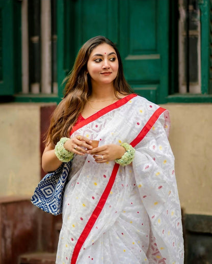 Jamdani Red Border Pom Saree