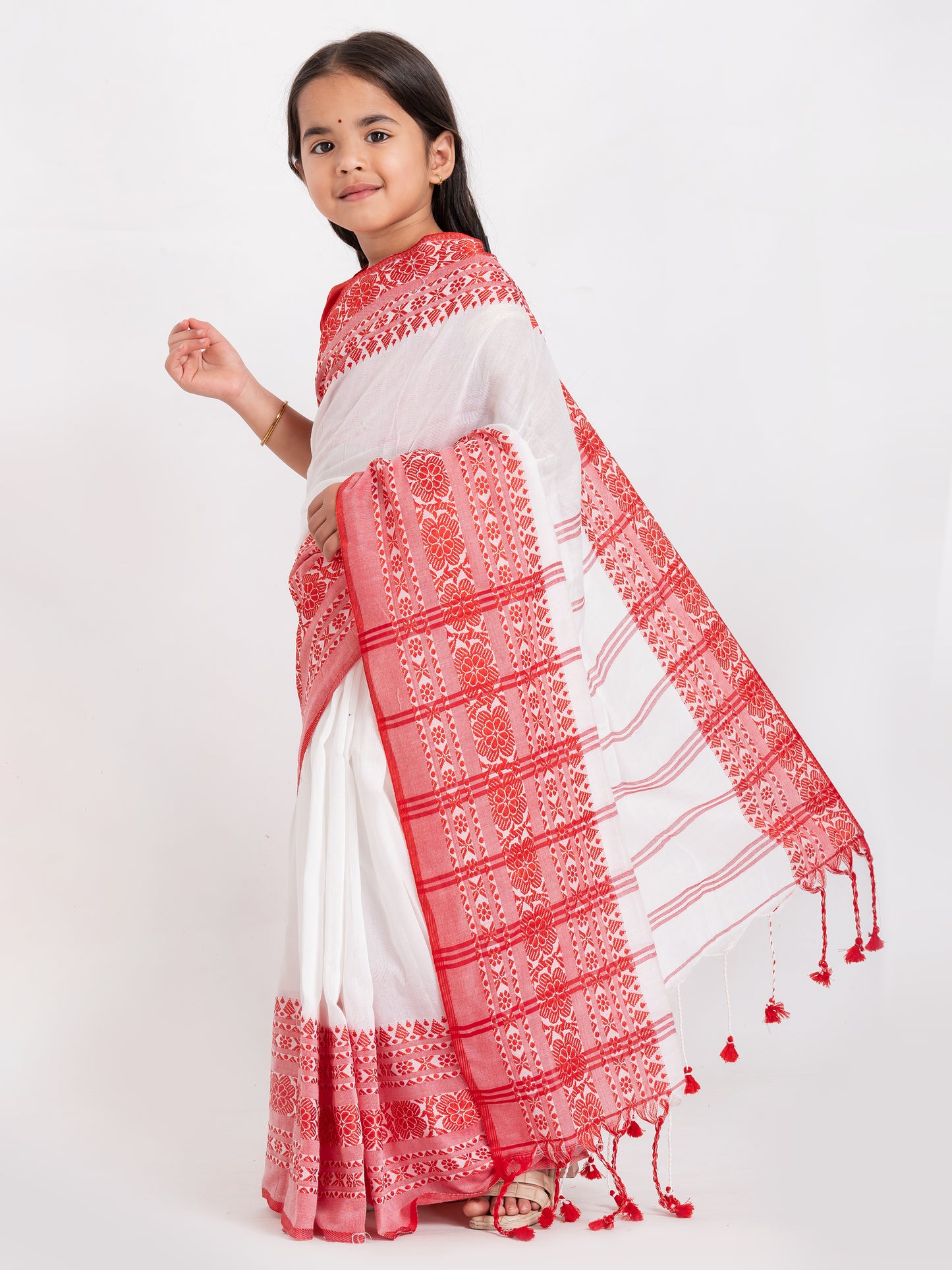 Exclusive Premium Quality Traditional Cotton Saree with Red Border, Floral Print Design Kids Begumpuri Saree, Costume for Girls