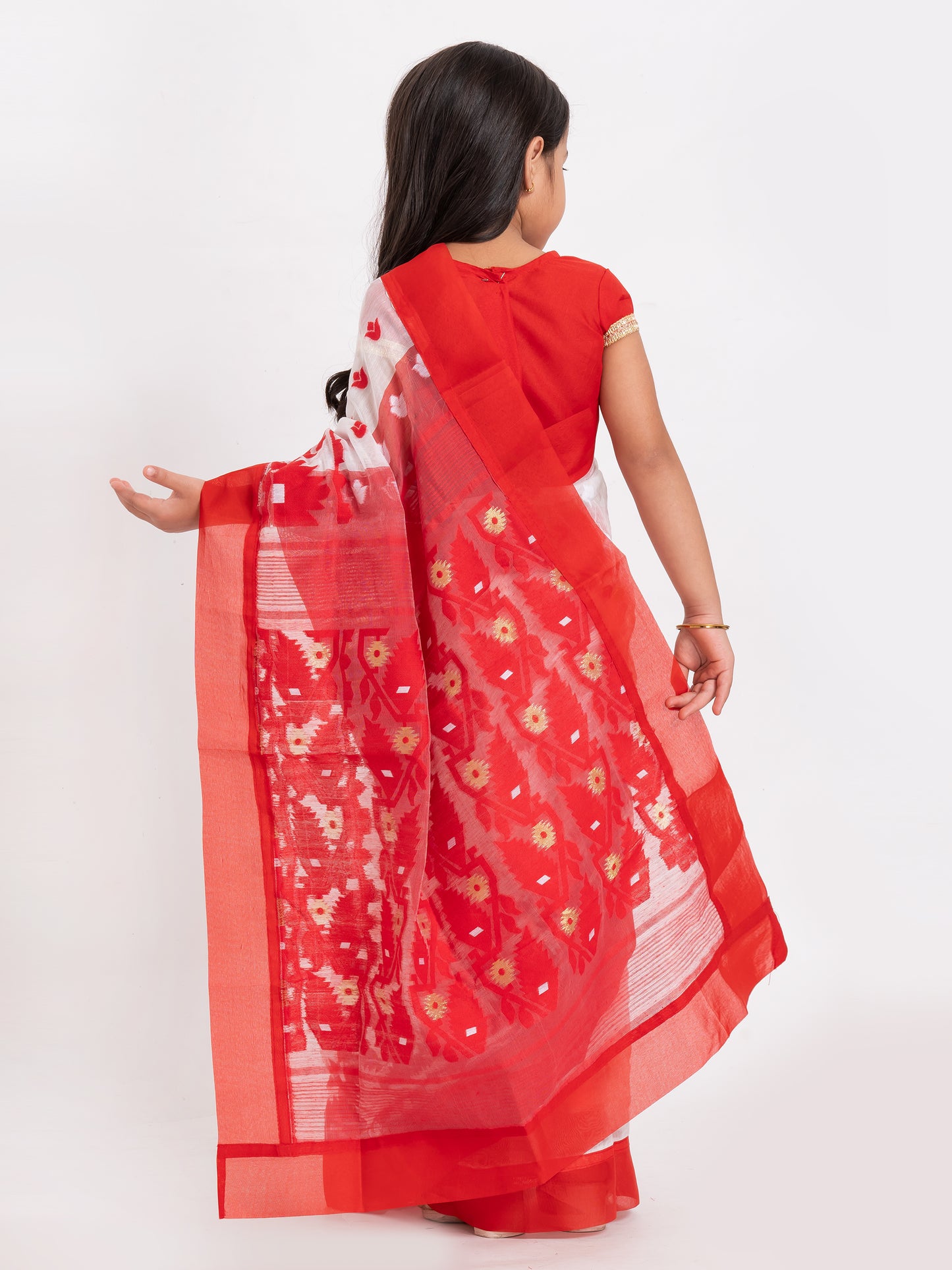 Exclusive Premium Quality Kids Dhakai Jamdani Saree – White & Red