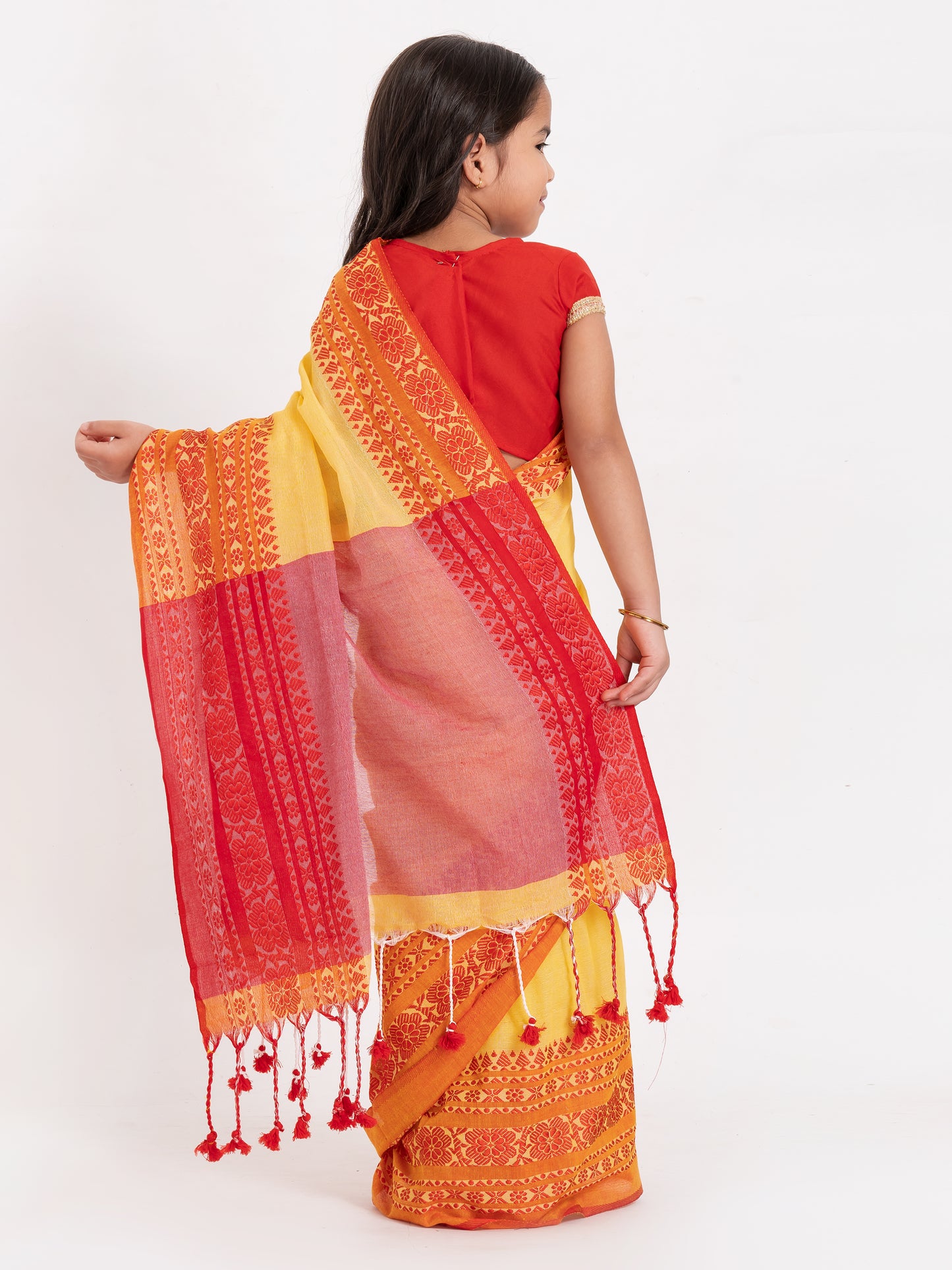 Exclusive Premium Quality Traditional Cotton Saree with Red Border, Floral Print Design Kids Begumpuri Saree, Costume for Girls
