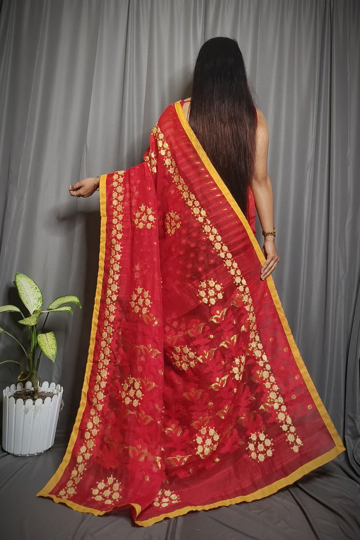 Exclusive Premium Quality Self Dhakai Jamdani with Embroidery Work Design Saree