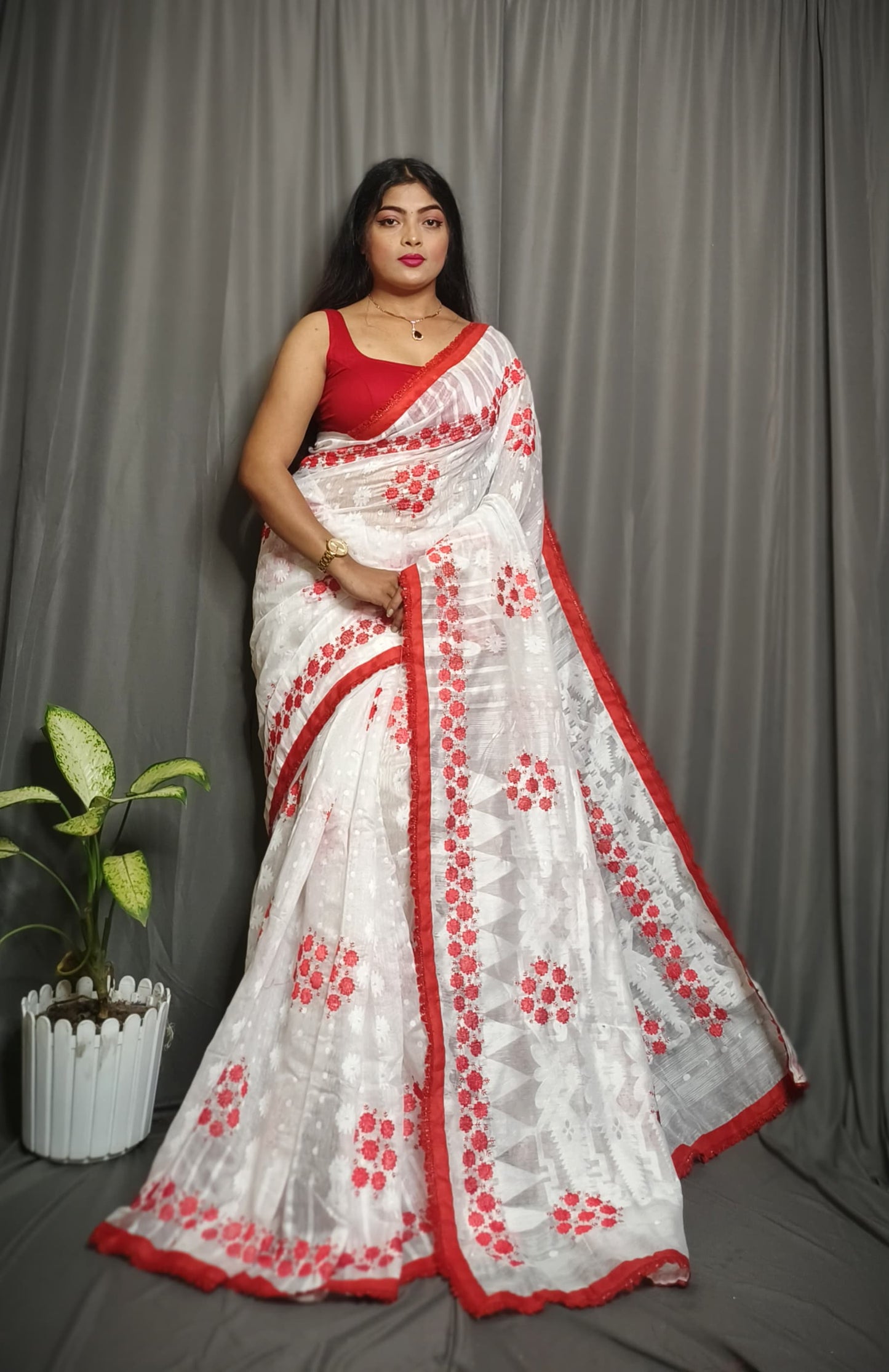Exclusive Premium Quality Self Dhakai Jamdani with Embroidery Work Design Saree