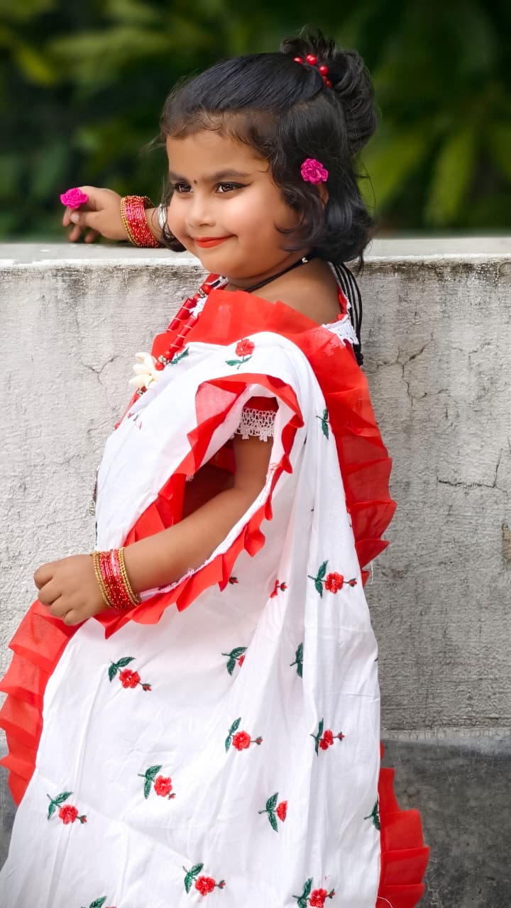Rayon Cotton Embroidered Kids Saree | Festive Wear Saree for Girls (3–5 Years) | Ligweight & Comfortable | No Blouse Piece (White)