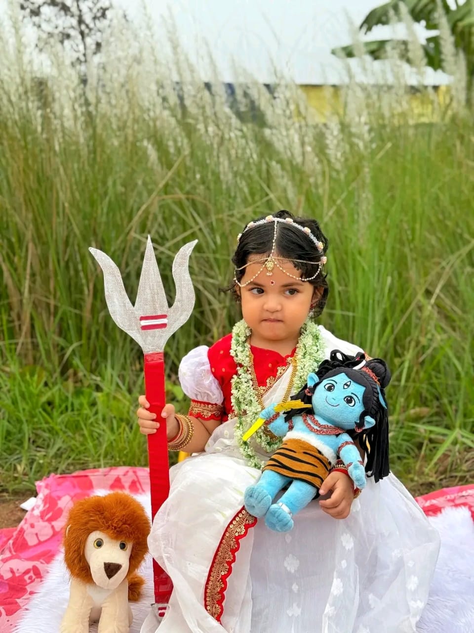 Jamdani Kids Saree with Golden Ruffle Work & Blouse Set | Premium Festive Wear for Girls (3–5 Years) | Soft & Lightweight Traditional Outfit