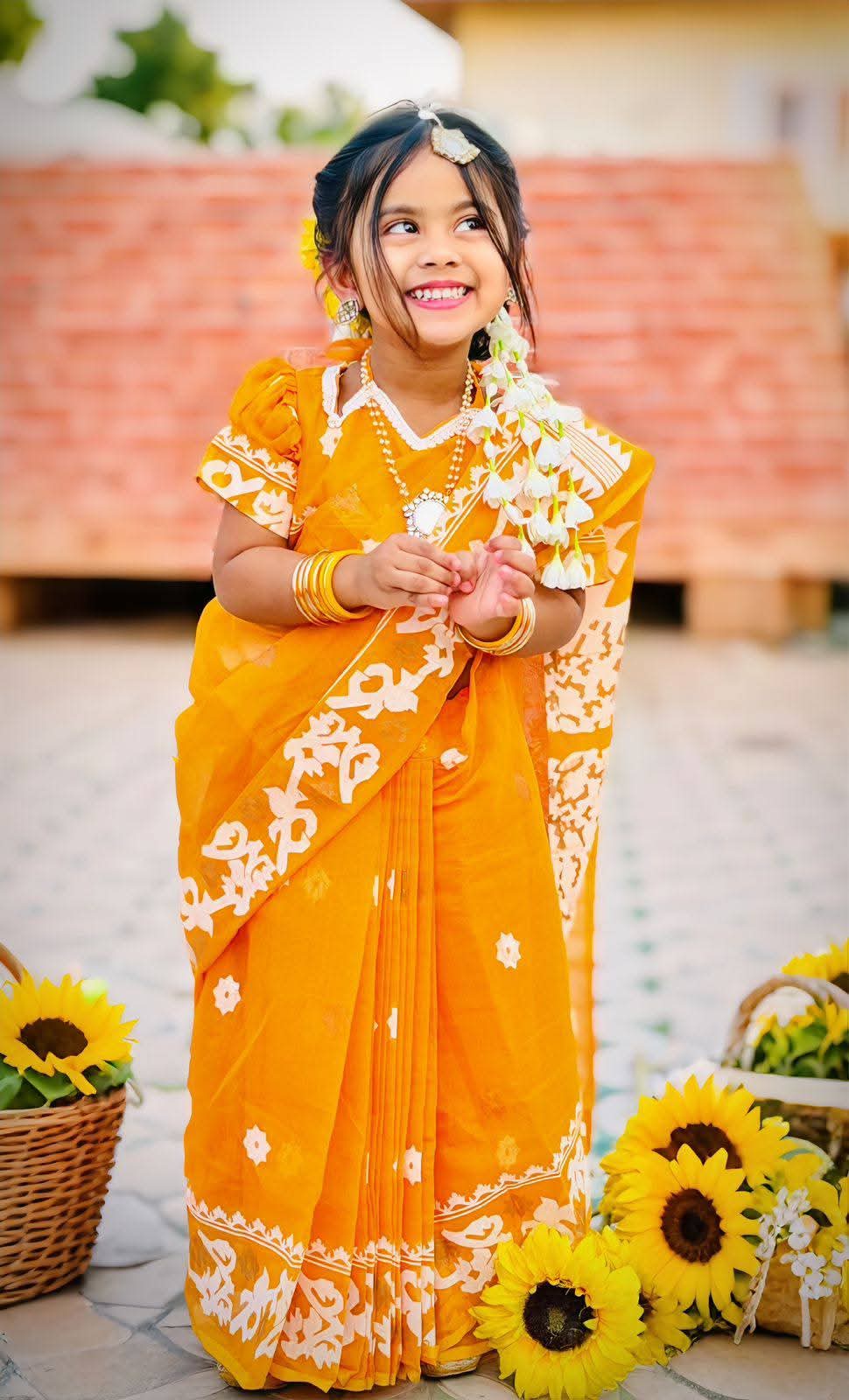 Embroidered Kids Saree with Blouse Set | Traditional Festive Wear for Girls (3–5 Years) | Soft & Comfortable Fabric | Ready-to-Wear Ethnic Set