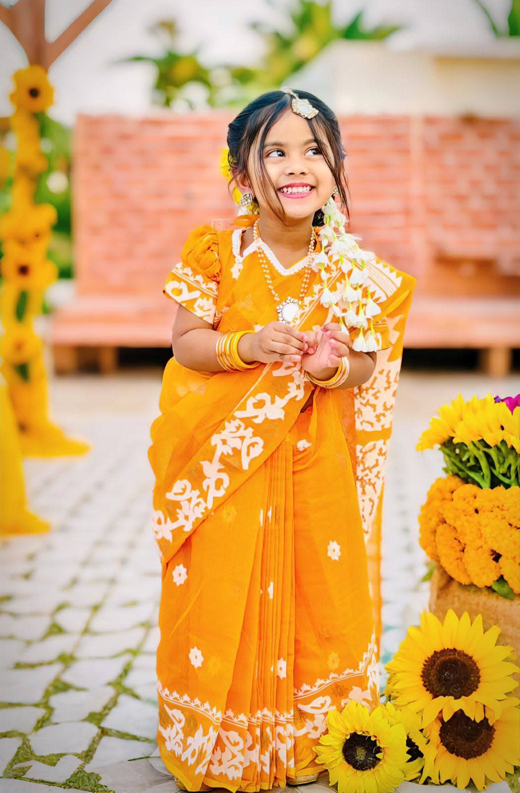 Embroidered Kids Saree with Blouse Set | Traditional Festive Wear for Girls (3–5 Years) | Soft & Comfortable Fabric | Ready-to-Wear Ethnic Set