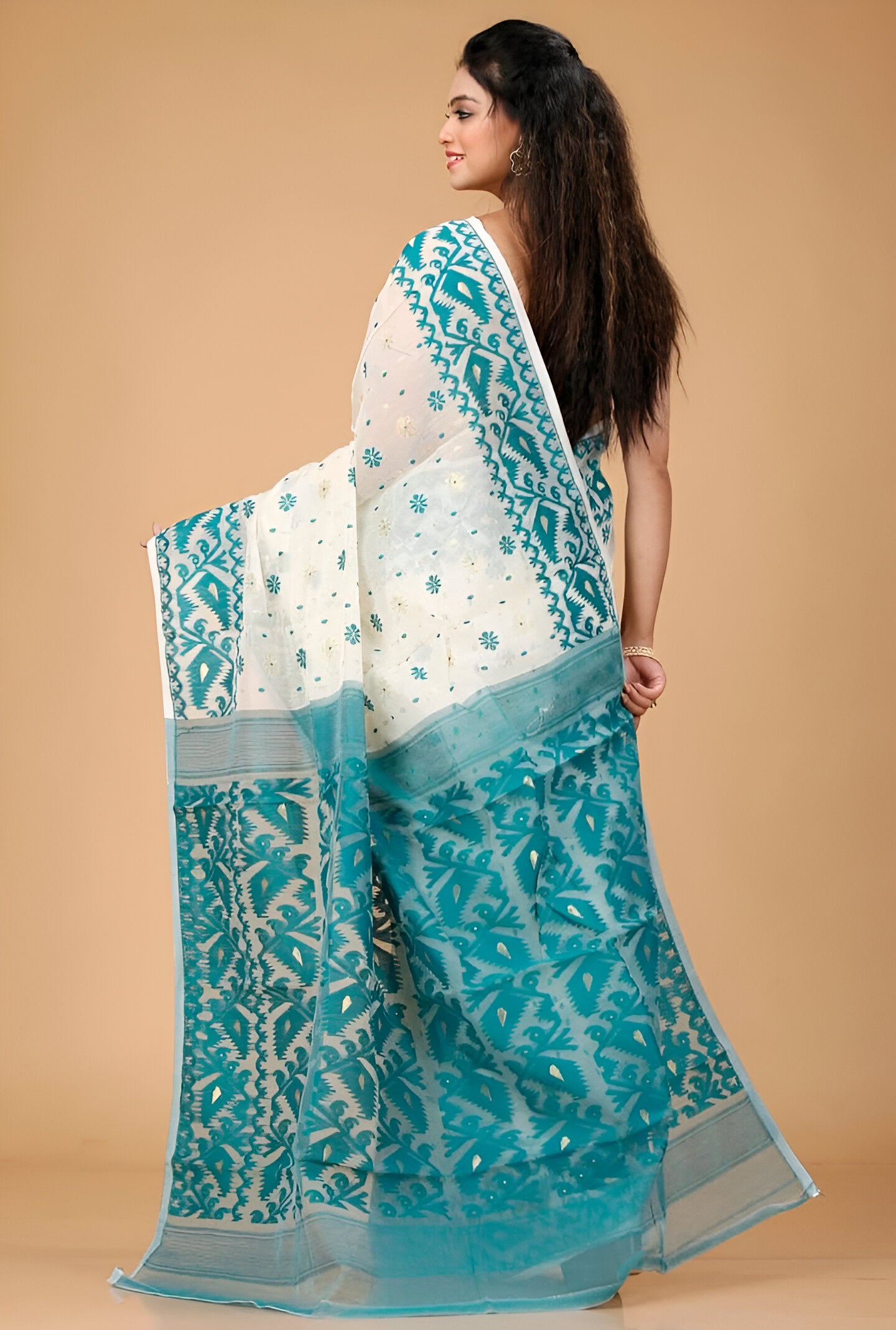 Exclusive Bangaldesi Dhakai Jamdani Primium Quality New Degain Saree